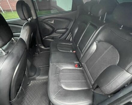 Чорний Хендай іх35, об'ємом двигуна 2 л та пробігом 210 тис. км за 12700 $, фото 8 на Automoto.ua