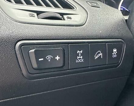 Черный Хендай их35, объемом двигателя 2 л и пробегом 157 тыс. км за 12700 $, фото 22 на Automoto.ua