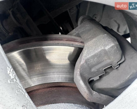 Черный Хендай их35, объемом двигателя 2 л и пробегом 197 тыс. км за 13650 $, фото 22 на Automoto.ua