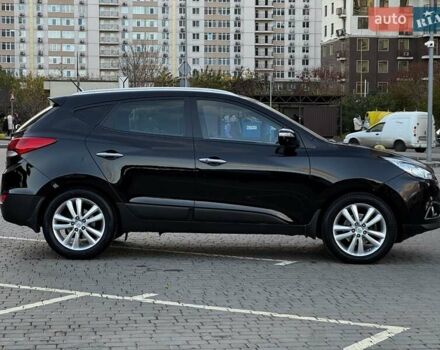 Черный Хендай их35, объемом двигателя 2 л и пробегом 103 тыс. км за 13400 $, фото 8 на Automoto.ua