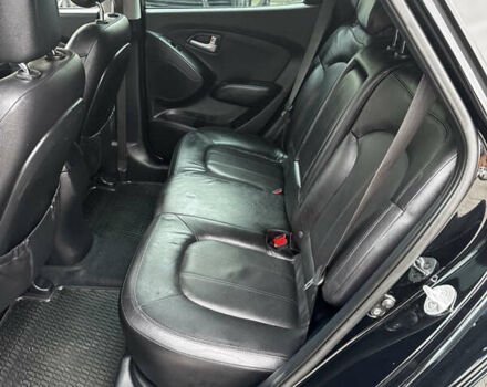 Черный Хендай их35, объемом двигателя 2 л и пробегом 197 тыс. км за 13650 $, фото 52 на Automoto.ua