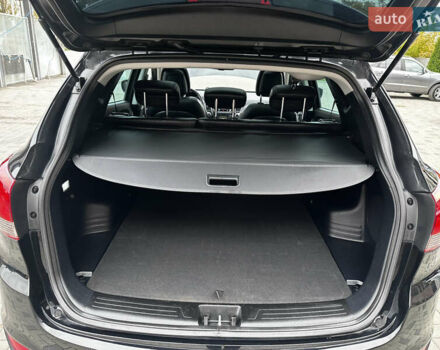 Черный Хендай их35, объемом двигателя 2 л и пробегом 197 тыс. км за 13650 $, фото 71 на Automoto.ua