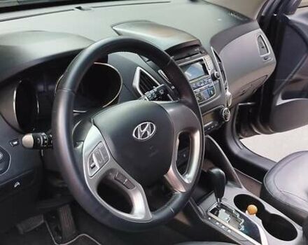 Черный Хендай их35, объемом двигателя 0 л и пробегом 161 тыс. км за 12700 $, фото 23 на Automoto.ua