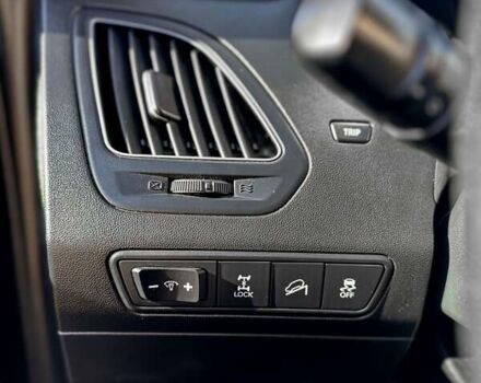 Черный Хендай их35, объемом двигателя 2 л и пробегом 104 тыс. км за 11600 $, фото 17 на Automoto.ua