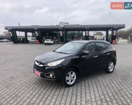 Черный Хендай их35, объемом двигателя 2 л и пробегом 184 тыс. км за 13500 $, фото 5 на Automoto.ua