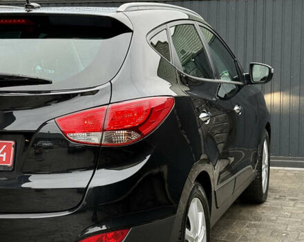 Чорний Хендай іх35, об'ємом двигуна 2 л та пробігом 206 тис. км за 13099 $, фото 33 на Automoto.ua