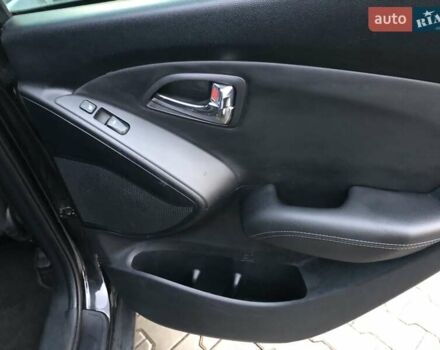 Хендай их35 2011 в Луцке на Automoto.ua Черный Хендай их35, объемом двигателя 2 л и пробегом 248 тыс. км за 13500 $, фото 17 на Automoto.ua