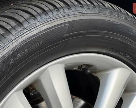 Черный Хендай их35, объемом двигателя 2 л и пробегом 103 тыс. км за 13400 $, фото 11 на Automoto.ua