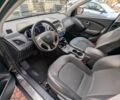 Черный Хендай их35, объемом двигателя 2 л и пробегом 200 тыс. км за 12650 $, фото 3 на Automoto.ua
