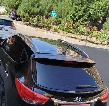 Черный Хендай их35, объемом двигателя 0 л и пробегом 161 тыс. км за 12700 $, фото 21 на Automoto.ua