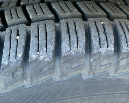 Черный Хендай их35, объемом двигателя 2 л и пробегом 185 тыс. км за 11200 $, фото 11 на Automoto.ua