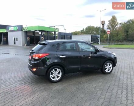 Хендай их35 2011 в Луцке на Automoto.ua Черный Хендай их35, объемом двигателя 2 л и пробегом 248 тыс. км за 13500 $, фото 3 на Automoto.ua