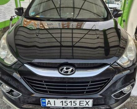 Черный Хендай их35, объемом двигателя 2 л и пробегом 221 тыс. км за 12000 $, фото 4 на Automoto.ua