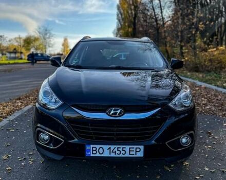 Черный Хендай их35, объемом двигателя 2 л и пробегом 104 тыс. км за 11600 $, фото 6 на Automoto.ua