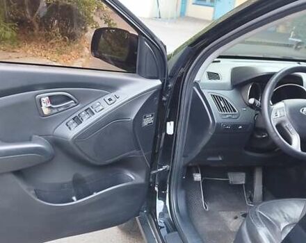 Черный Хендай их35, объемом двигателя 0 л и пробегом 161 тыс. км за 12700 $, фото 22 на Automoto.ua