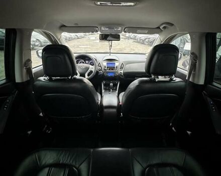 Черный Хендай их35, объемом двигателя 2 л и пробегом 157 тыс. км за 12700 $, фото 23 на Automoto.ua