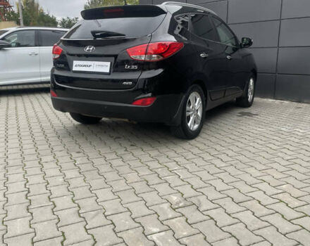 Черный Хендай их35, объемом двигателя 2 л и пробегом 179 тыс. км за 12000 $, фото 26 на Automoto.ua