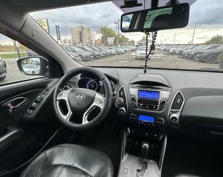 Черный Хендай их35, объемом двигателя 2 л и пробегом 157 тыс. км за 12700 $, фото 29 на Automoto.ua