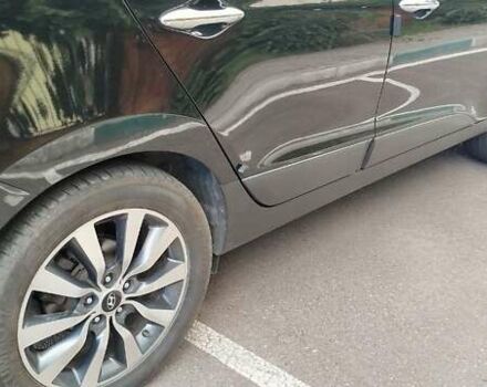 Черный Хендай их35, объемом двигателя 2 л и пробегом 161 тыс. км за 12600 $, фото 5 на Automoto.ua