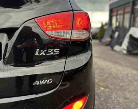 Черный Хендай их35, объемом двигателя 2 л и пробегом 157 тыс. км за 12700 $, фото 10 на Automoto.ua