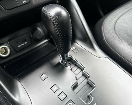 Черный Хендай их35, объемом двигателя 2 л и пробегом 197 тыс. км за 13650 $, фото 48 на Automoto.ua