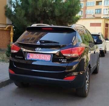 Черный Хендай их35, объемом двигателя 0 л и пробегом 161 тыс. км за 12700 $, фото 12 на Automoto.ua