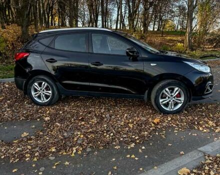 Черный Хендай их35, объемом двигателя 2 л и пробегом 104 тыс. км за 11600 $, фото 10 на Automoto.ua