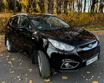 Черный Хендай их35, объемом двигателя 2 л и пробегом 104 тыс. км за 11600 $, фото 1 на Automoto.ua