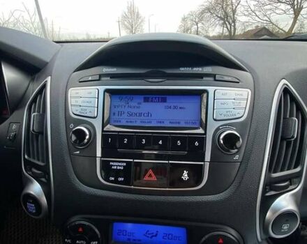 Черный Хендай их35, объемом двигателя 1.69 л и пробегом 290 тыс. км за 10999 $, фото 24 на Automoto.ua