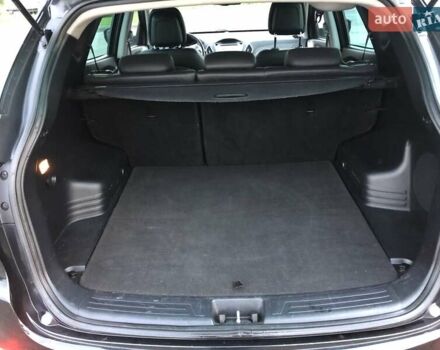 Черный Хендай их35, объемом двигателя 2 л и пробегом 184 тыс. км за 13500 $, фото 19 на Automoto.ua