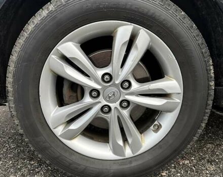 Черный Хендай их35, объемом двигателя 2 л и пробегом 157 тыс. км за 12700 $, фото 5 на Automoto.ua