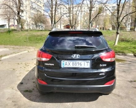 Чорний Хендай іх35, об'ємом двигуна 2 л та пробігом 180 тис. км за 12999 $, фото 5 на Automoto.ua