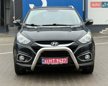 Черный Хендай их35, объемом двигателя 2 л и пробегом 230 тыс. км за 11850 $, фото 1 на Automoto.ua