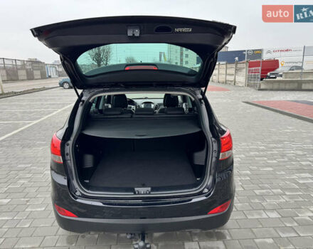 Черный Хендай их35, объемом двигателя 2 л и пробегом 177 тыс. км за 11999 $, фото 73 на Automoto.ua