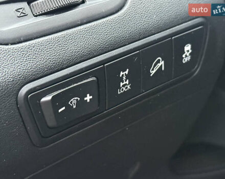 Черный Хендай их35, объемом двигателя 2 л и пробегом 230 тыс. км за 11850 $, фото 49 на Automoto.ua