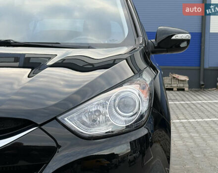 Черный Хендай их35, объемом двигателя 0 л и пробегом 201 тыс. км за 11850 $, фото 17 на Automoto.ua