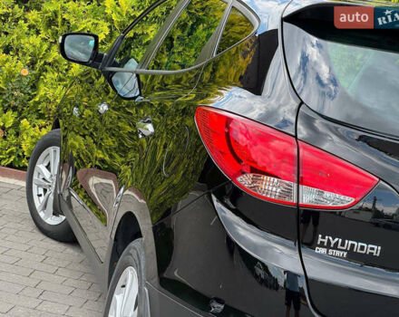 Черный Хендай их35, объемом двигателя 1.69 л и пробегом 238 тыс. км за 11999 $, фото 26 на Automoto.ua