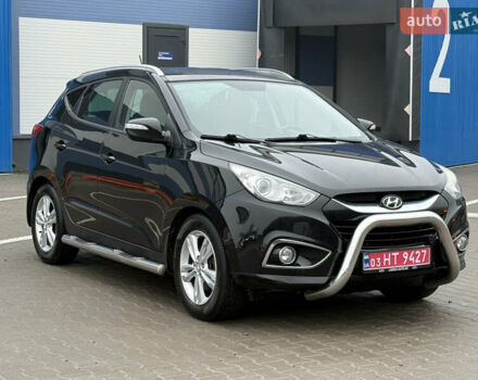 Черный Хендай их35, объемом двигателя 2 л и пробегом 230 тыс. км за 11850 $, фото 4 на Automoto.ua