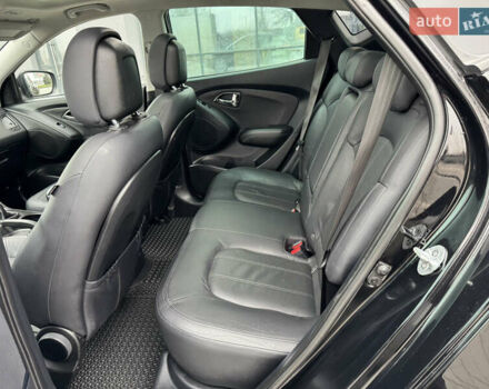 Черный Хендай их35, объемом двигателя 2 л и пробегом 177 тыс. км за 11999 $, фото 49 на Automoto.ua