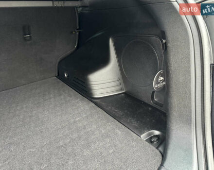 Черный Хендай их35, объемом двигателя 2 л и пробегом 177 тыс. км за 11999 $, фото 76 на Automoto.ua