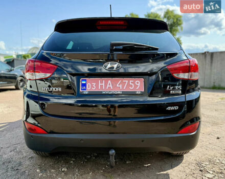 Черный Хендай их35, объемом двигателя 2 л и пробегом 253 тыс. км за 13200 $, фото 8 на Automoto.ua