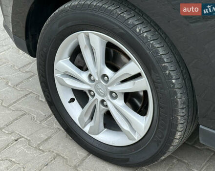 Черный Хендай их35, объемом двигателя 0 л и пробегом 201 тыс. км за 11850 $, фото 20 на Automoto.ua