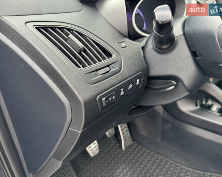 Черный Хендай их35, объемом двигателя 2 л и пробегом 177 тыс. км за 11999 $, фото 33 на Automoto.ua