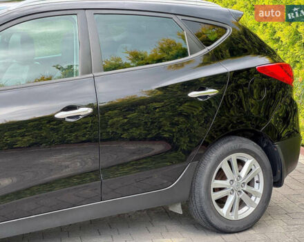 Черный Хендай их35, объемом двигателя 1.69 л и пробегом 238 тыс. км за 11999 $, фото 15 на Automoto.ua