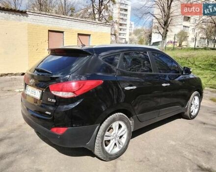 Чорний Хендай іх35, об'ємом двигуна 2 л та пробігом 180 тис. км за 12999 $, фото 3 на Automoto.ua