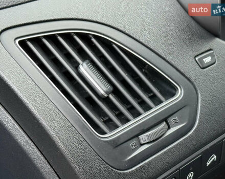 Черный Хендай их35, объемом двигателя 0 л и пробегом 201 тыс. км за 11850 $, фото 52 на Automoto.ua