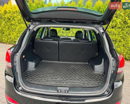 Черный Хендай их35, объемом двигателя 1.69 л и пробегом 238 тыс. км за 11999 $, фото 46 на Automoto.ua