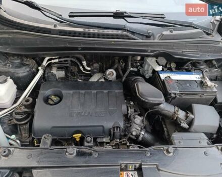 Чорний Хендай іх35, об'ємом двигуна 1.7 л та пробігом 257 тис. км за 11850 $, фото 8 на Automoto.ua