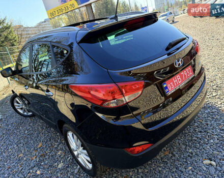 Чорний Хендай іх35, об'ємом двигуна 2 л та пробігом 153 тис. км за 13999 $, фото 21 на Automoto.ua