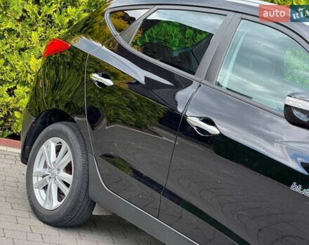 Черный Хендай их35, объемом двигателя 1.69 л и пробегом 238 тыс. км за 11999 $, фото 11 на Automoto.ua